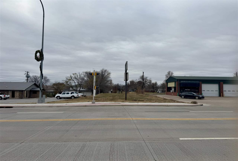Lots/land,Platted,Main,131103