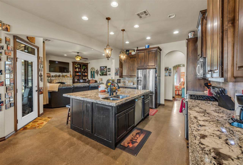 4 Bedrooms Bedrooms, ,4 BathroomsBathrooms,Residential,Single Family,Culpepper Dr,2,131102