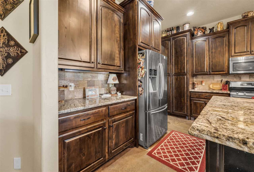 4 Bedrooms Bedrooms, ,4 BathroomsBathrooms,Residential,Single Family,Culpepper Dr,2,131102