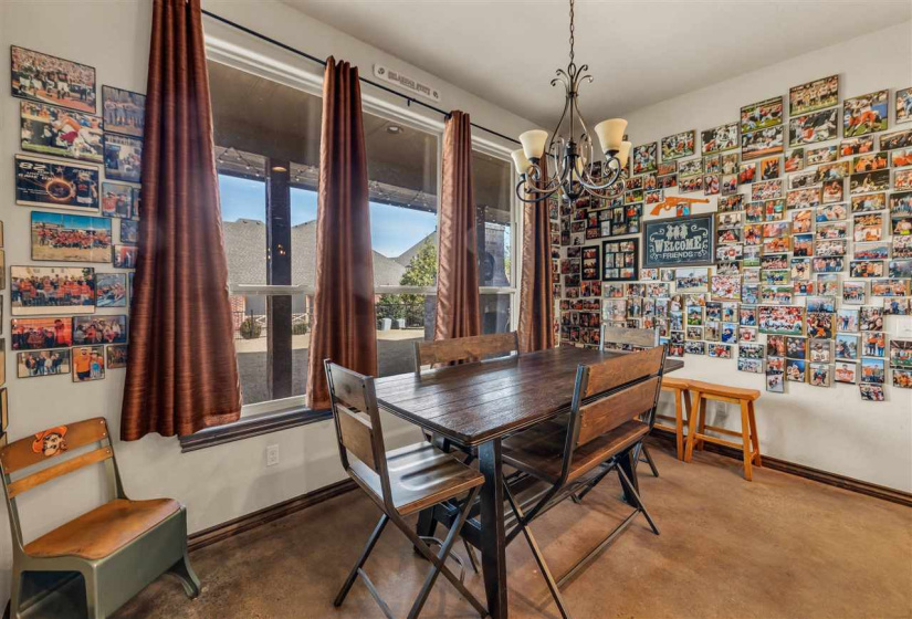 4 Bedrooms Bedrooms, ,4 BathroomsBathrooms,Residential,Single Family,Culpepper Dr,2,131102