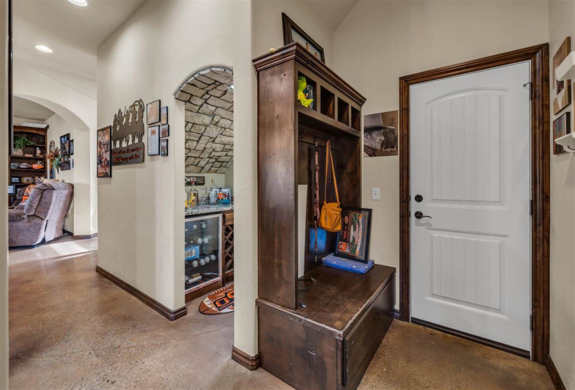 4 Bedrooms Bedrooms, ,4 BathroomsBathrooms,Residential,Single Family,Culpepper Dr,2,131102