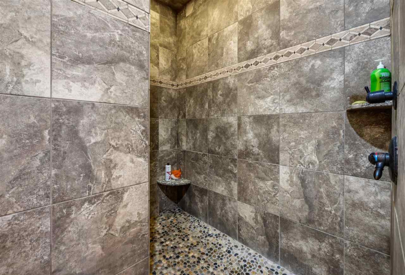 4 Bedrooms Bedrooms, ,4 BathroomsBathrooms,Residential,Single Family,Culpepper Dr,2,131102