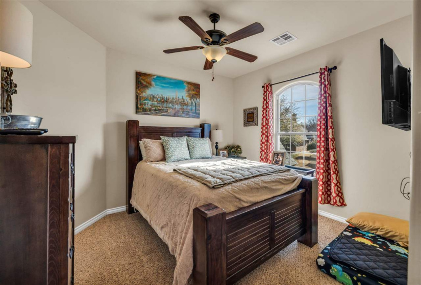 4 Bedrooms Bedrooms, ,4 BathroomsBathrooms,Residential,Single Family,Culpepper Dr,2,131102