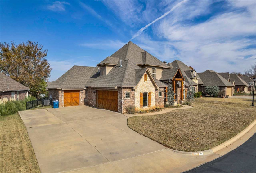 4 Bedrooms Bedrooms, ,4 BathroomsBathrooms,Residential,Single Family,Culpepper Dr,2,131102