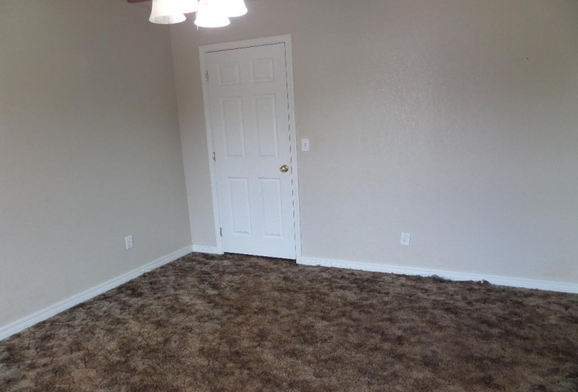 2 Bedrooms Bedrooms, ,2 BathroomsBathrooms,Residential,Single Family,68th,1,131108
