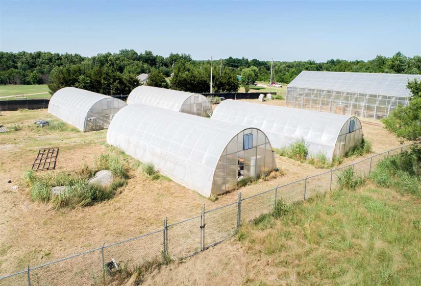 6 BathroomsBathrooms,Commercial/industrial,Commercial,Burris,1,131126