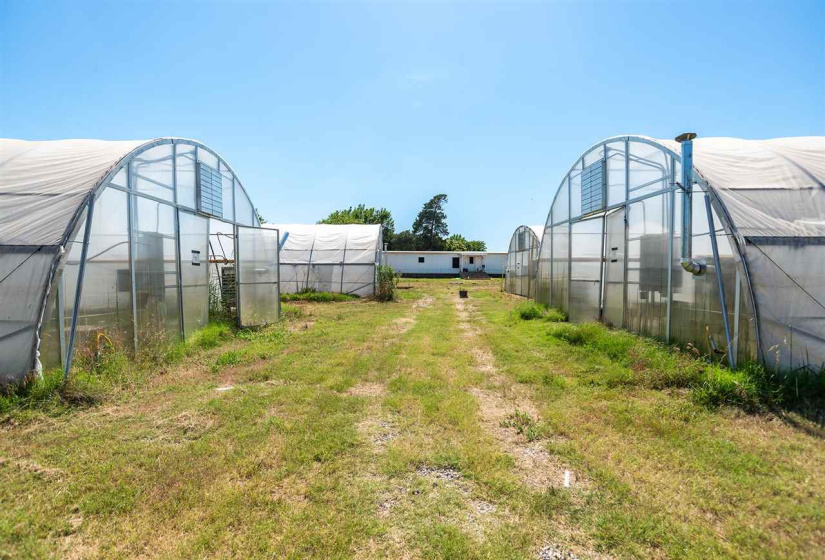 6 BathroomsBathrooms,Commercial/industrial,Commercial,Burris,1,131126