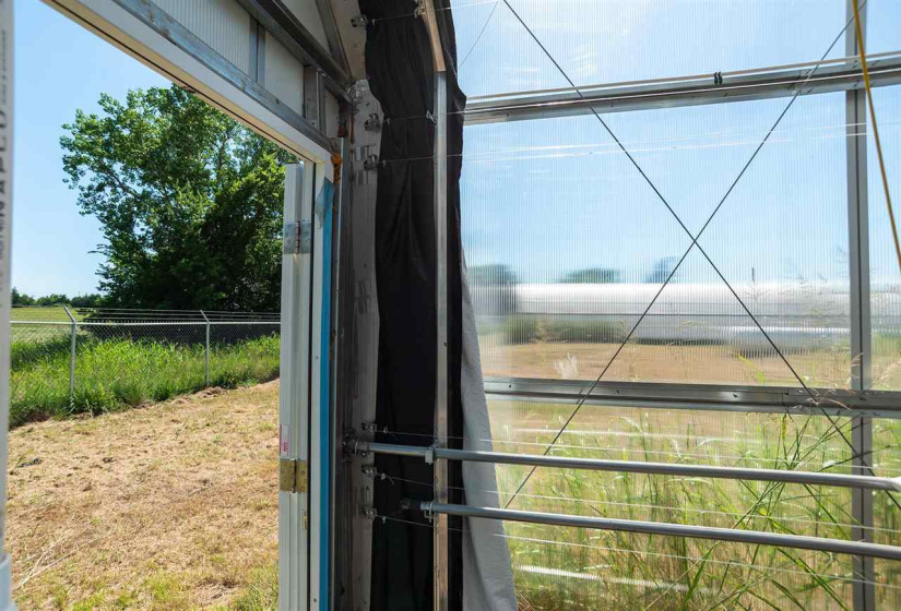 6 BathroomsBathrooms,Commercial/industrial,Commercial,Burris,1,131126