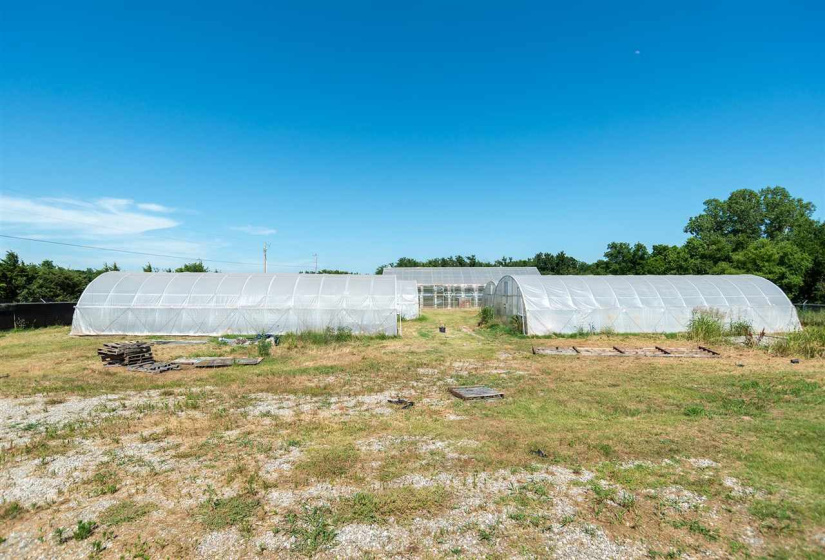 6 BathroomsBathrooms,Commercial/industrial,Commercial,Burris,1,131126