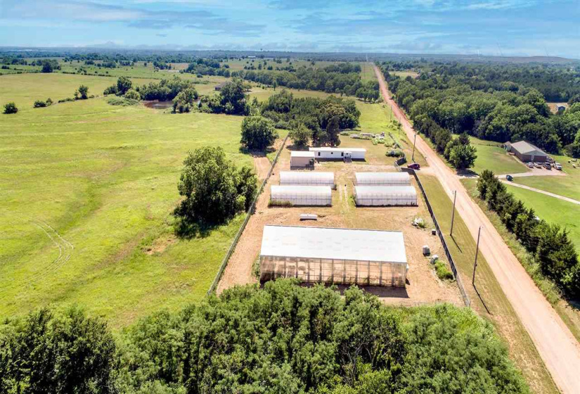 6 BathroomsBathrooms,Commercial/industrial,Commercial,Burris,1,131126