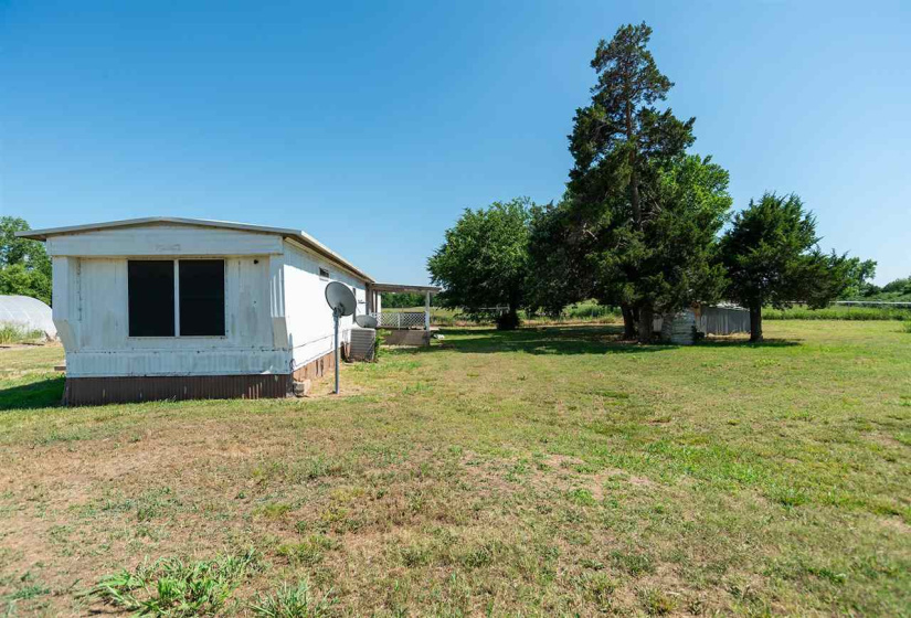 6 BathroomsBathrooms,Commercial/industrial,Commercial,Burris,1,131126