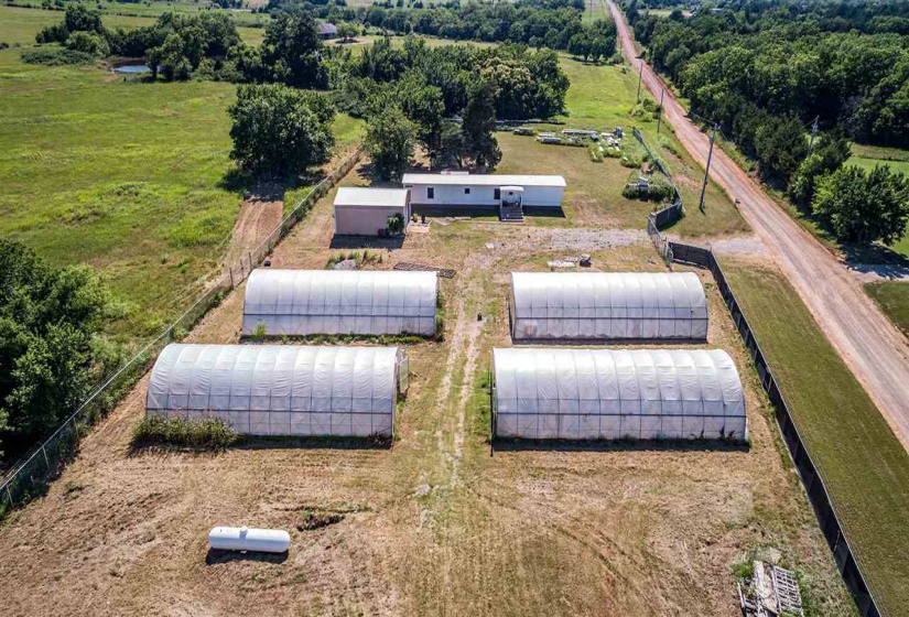 6 BathroomsBathrooms,Commercial/industrial,Commercial,Burris,1,131126