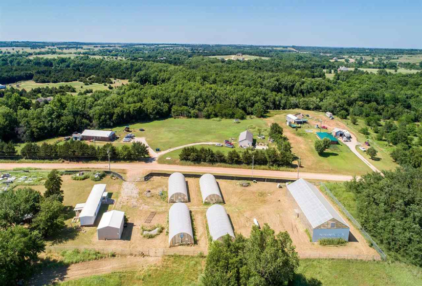 6 BathroomsBathrooms,Commercial/industrial,Commercial,Burris,1,131126