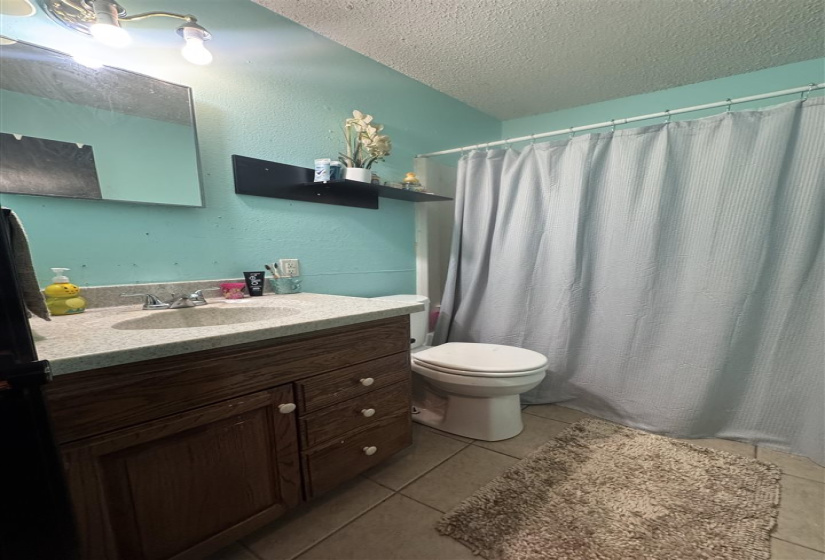4 Bedrooms Bedrooms, ,1 BathroomBathrooms,Residential,Single Family,Hickory,1,131153
