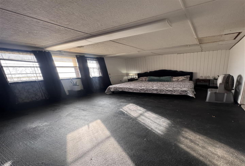 4 Bedrooms Bedrooms, ,1 BathroomBathrooms,Residential,Single Family,Hickory,1,131153