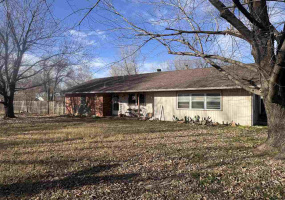 4 Bedrooms Bedrooms, ,1 BathroomBathrooms,Residential,Single Family,Hickory,1,131153