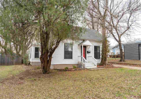 3 Bedrooms Bedrooms, ,2 BathroomsBathrooms,Residential,Single Family,11th,1,131197