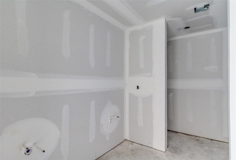 5 Bedrooms Bedrooms, ,3 BathroomsBathrooms,Residential,Single Family,Rock View,1,131208