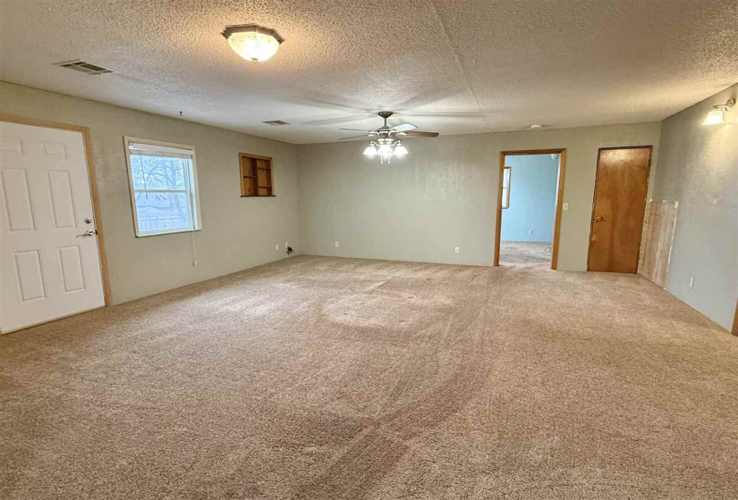4 Bedrooms Bedrooms, ,2 BathroomsBathrooms,Residential,Single Family,Highland,1,131220