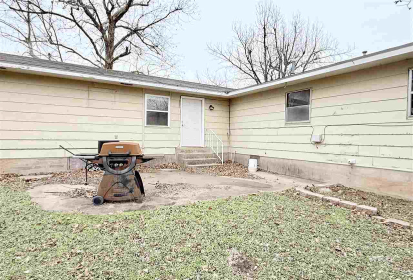 4 Bedrooms Bedrooms, ,2 BathroomsBathrooms,Residential,Single Family,Highland,1,131220
