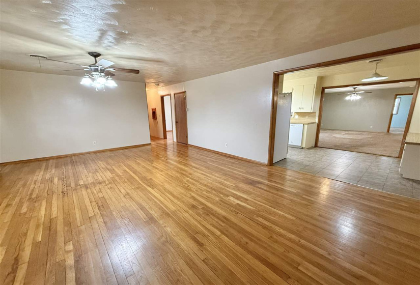 4 Bedrooms Bedrooms, ,2 BathroomsBathrooms,Residential,Single Family,Highland,1,131220