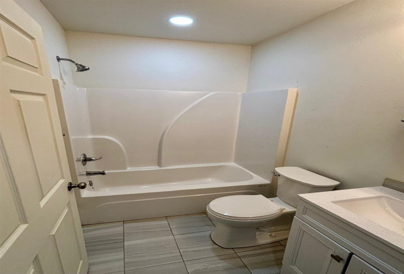 2 Bedrooms Bedrooms, ,2 BathroomsBathrooms,Residential,Single Family,Cherry,1,131274