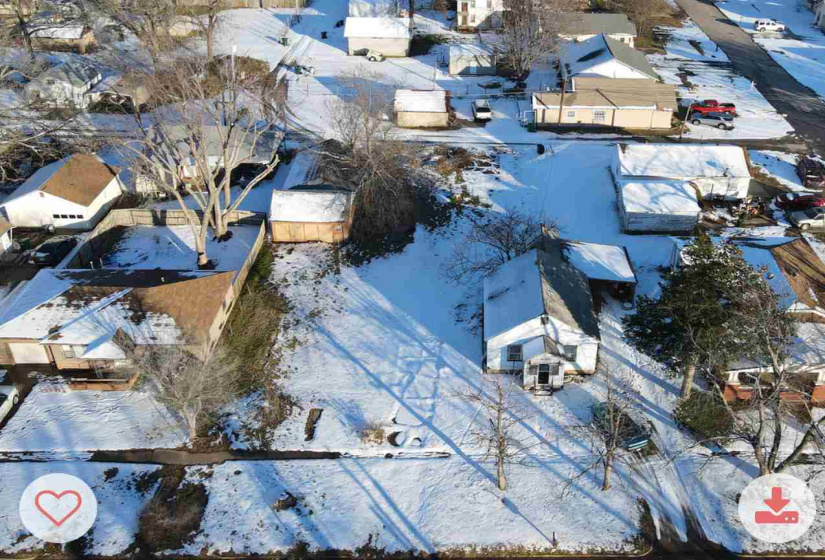Lots/land,Platted,6th,131280
