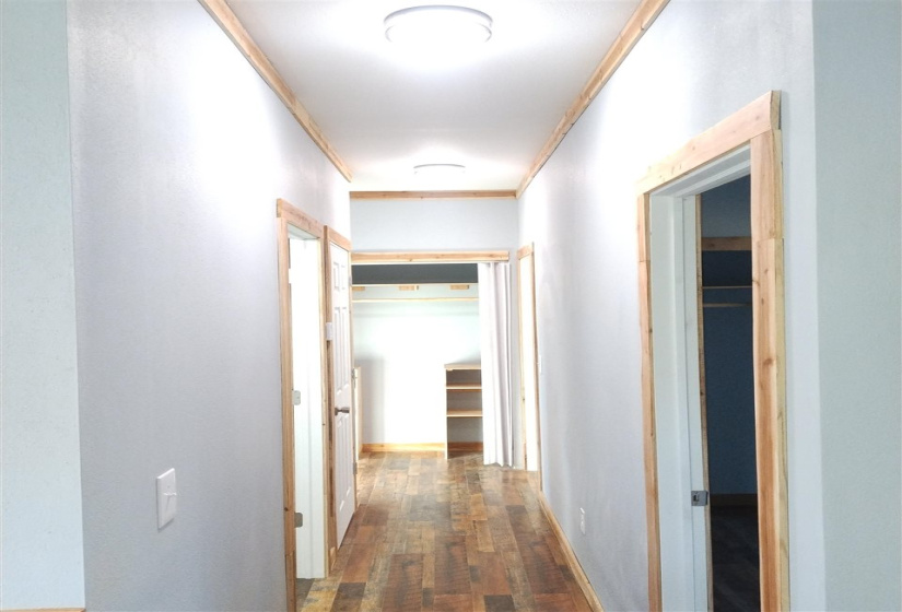 3 Bedrooms Bedrooms, ,2 BathroomsBathrooms,Residential,Single Family,Metcalf,1,131306