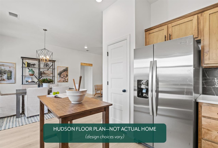 3 Bedrooms Bedrooms, ,2 BathroomsBathrooms,Residential,Single Family,Columbus,1,131327
