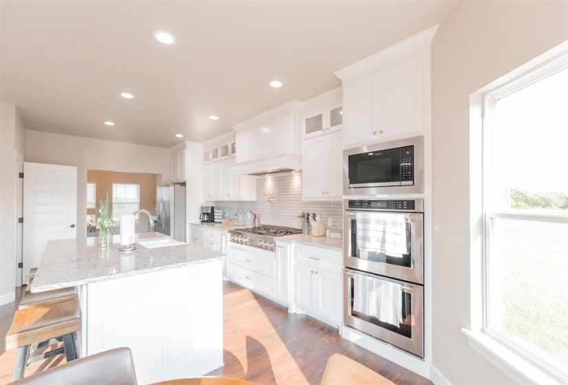 6 Bedrooms Bedrooms, ,4 BathroomsBathrooms,Residential,Single Family,County Road 180,2,131354