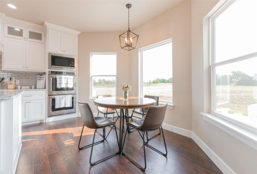 6 Bedrooms Bedrooms, ,4 BathroomsBathrooms,Residential,Single Family,County Road 180,2,131354