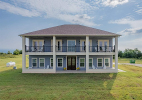 6 Bedrooms Bedrooms, ,4 BathroomsBathrooms,Residential,Single Family,County Road 180,2,131354