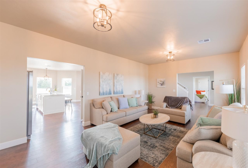 6 Bedrooms Bedrooms, ,4 BathroomsBathrooms,Residential,Single Family,County Road 180,2,131354