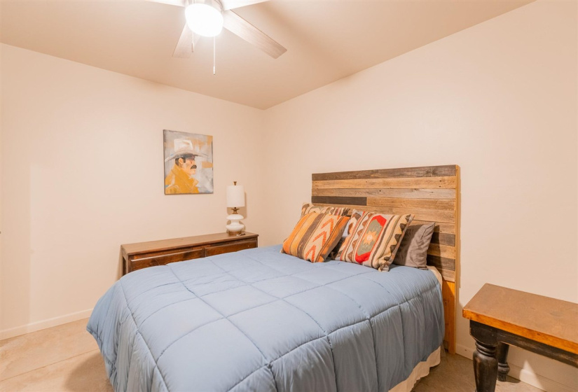 2 Bedrooms Bedrooms, ,1 BathroomBathrooms,Residential,Single Family,68th,1,131356