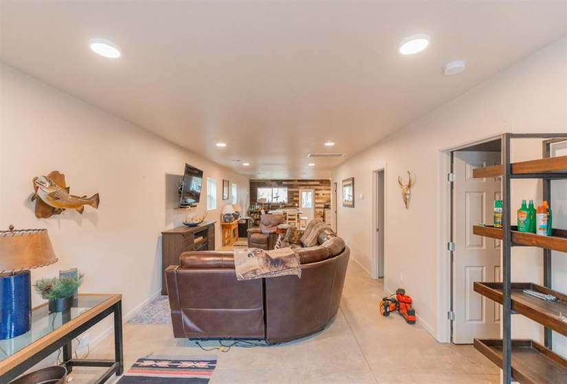 2 Bedrooms Bedrooms, ,1 BathroomBathrooms,Residential,Single Family,68th,1,131356