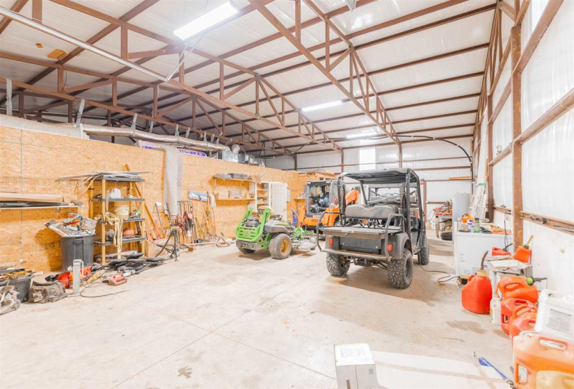 0 , 0 ,0,Lots/land,Ranch/farm,68th,0,131368
