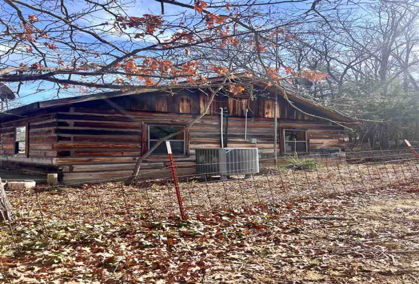 2 Bedrooms Bedrooms, ,1 BathroomBathrooms,Residential,Single Family,36280,1,131385