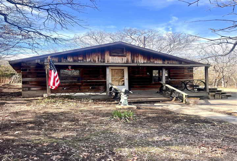 2 Bedrooms Bedrooms, ,1 BathroomBathrooms,Residential,Single Family,36280,1,131385