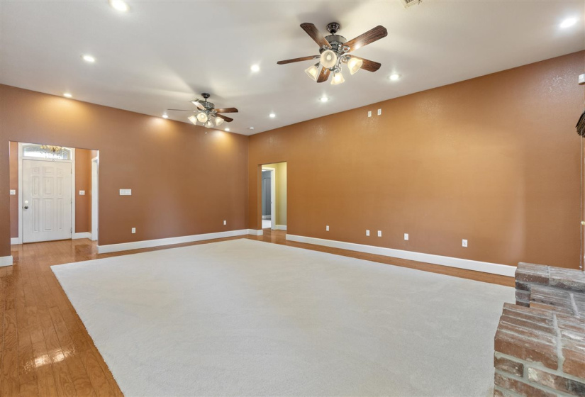 4 Bedrooms Bedrooms, ,3 BathroomsBathrooms,Residential,Single Family,County Road 3200,1,131389