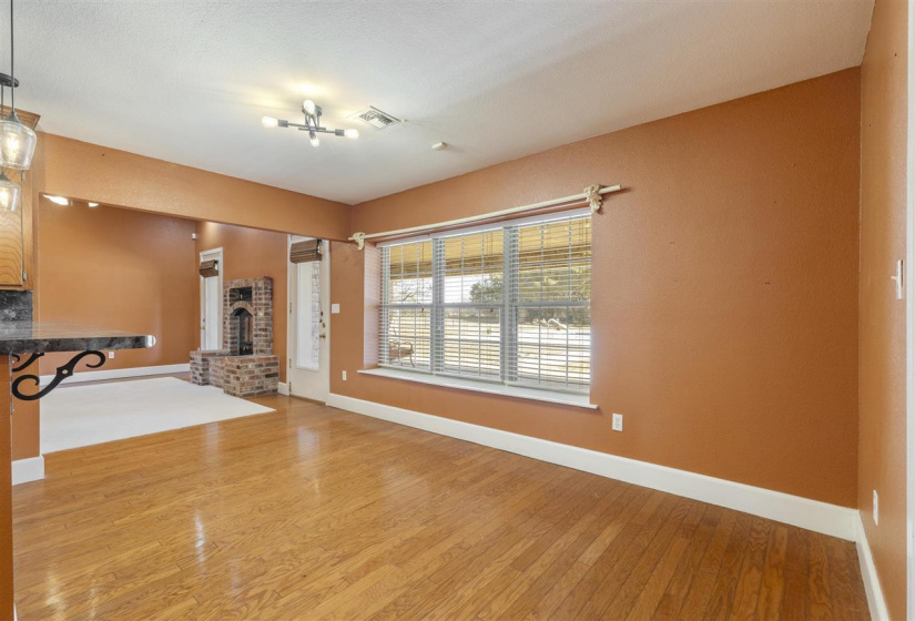 4 Bedrooms Bedrooms, ,3 BathroomsBathrooms,Residential,Single Family,County Road 3200,1,131389
