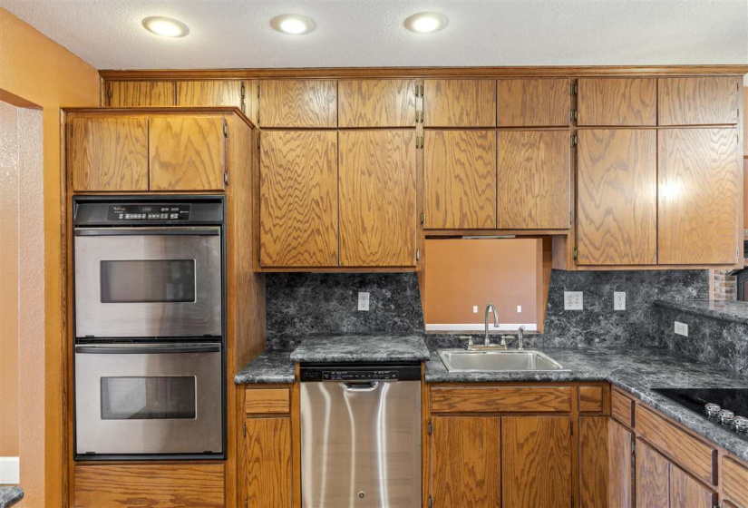 4 Bedrooms Bedrooms, ,3 BathroomsBathrooms,Residential,Single Family,County Road 3200,1,131389