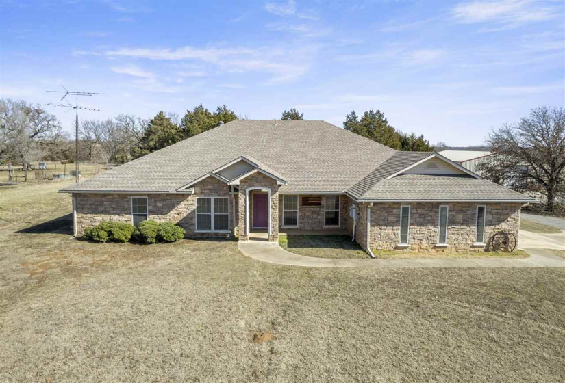 4 Bedrooms Bedrooms, ,3 BathroomsBathrooms,Residential,Single Family,County Road 3200,1,131389