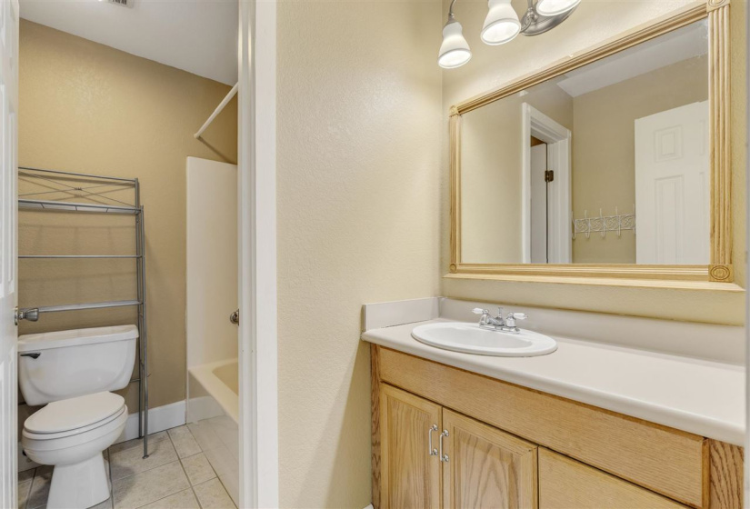 4 Bedrooms Bedrooms, ,3 BathroomsBathrooms,Residential,Single Family,County Road 3200,1,131389