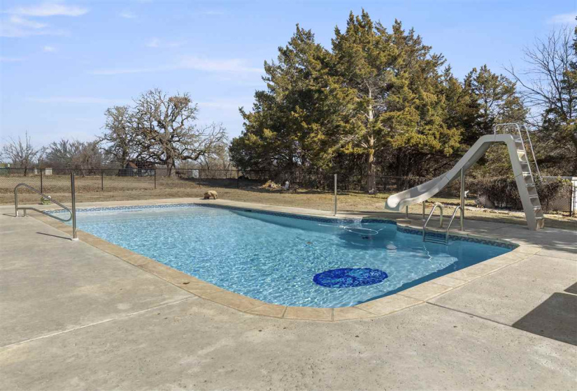 4 Bedrooms Bedrooms, ,3 BathroomsBathrooms,Residential,Single Family,County Road 3200,1,131389