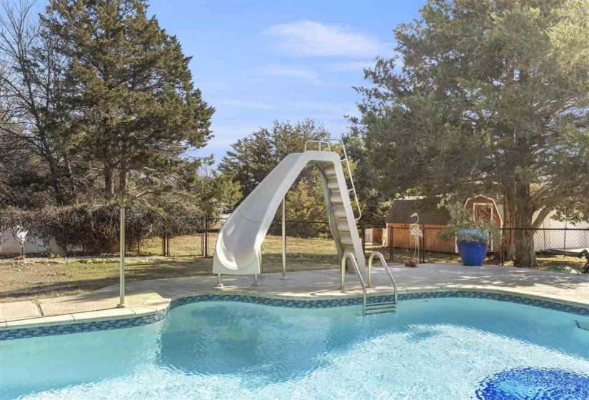 4 Bedrooms Bedrooms, ,3 BathroomsBathrooms,Residential,Single Family,County Road 3200,1,131389