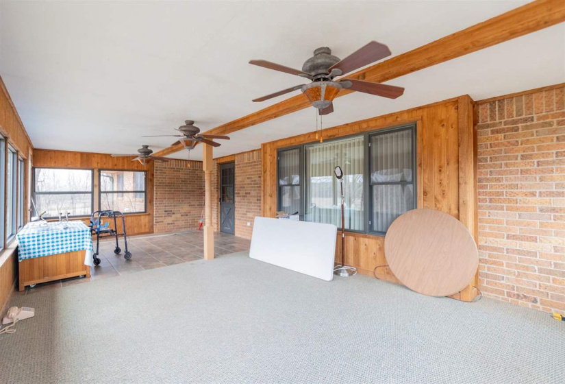 3 Bedrooms Bedrooms, ,2 BathroomsBathrooms,Residential,Single Family,Jardot,1,131392