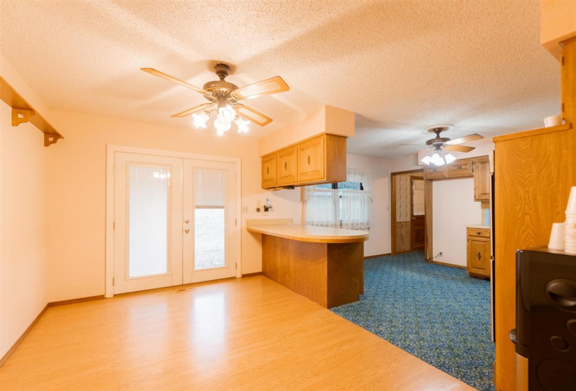 3 Bedrooms Bedrooms, ,2 BathroomsBathrooms,Residential,Single Family,Jardot,1,131392