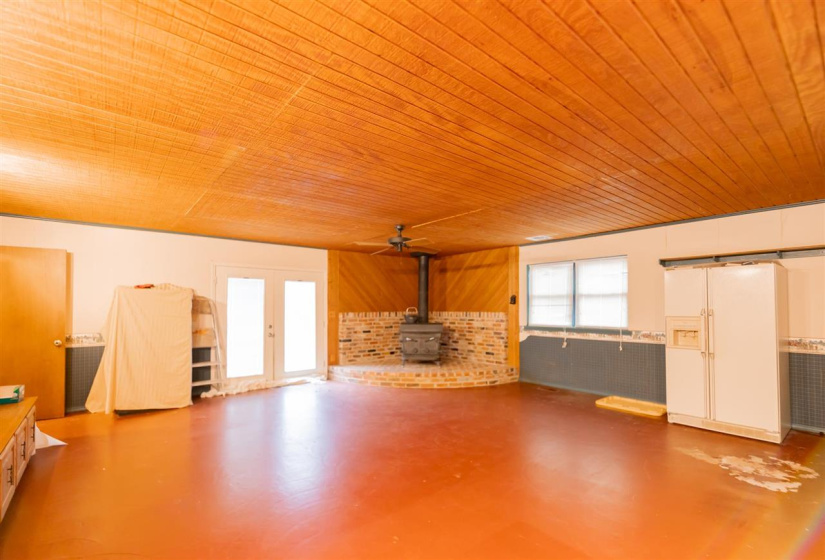 3 Bedrooms Bedrooms, ,2 BathroomsBathrooms,Residential,Single Family,Jardot,1,131392