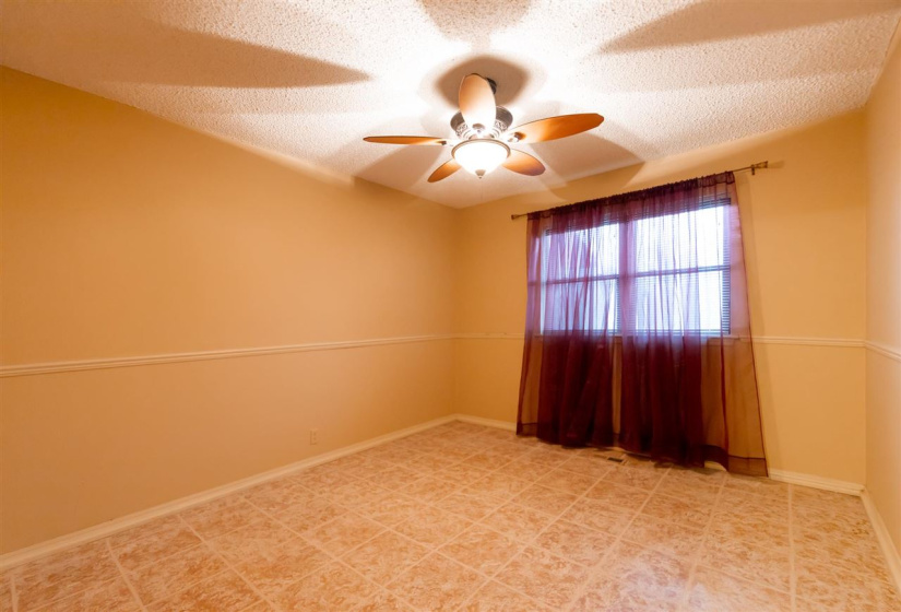 3 Bedrooms Bedrooms, ,2 BathroomsBathrooms,Residential,Single Family,Jardot,1,131392