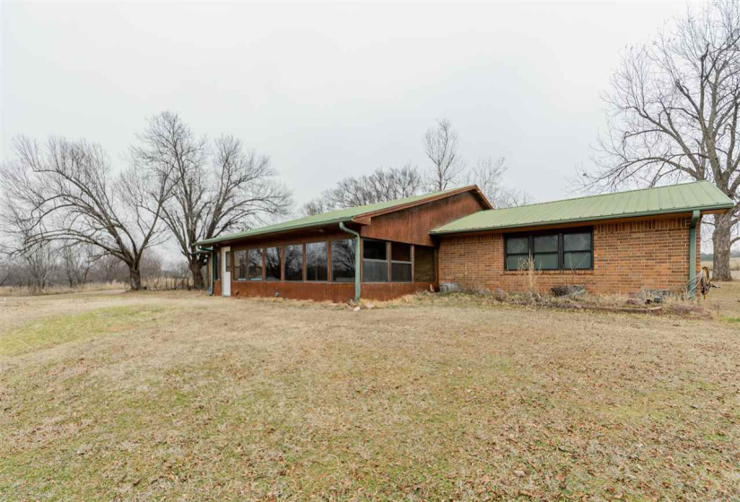 3 Bedrooms Bedrooms, ,2 BathroomsBathrooms,Residential,Single Family,Jardot,1,131392